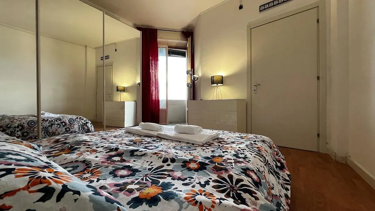 Lägenhet Patty'S Home Milano Italien